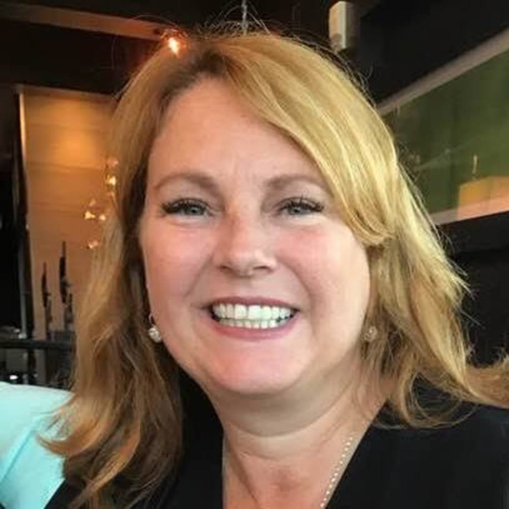 Meet your Posher, Saundra